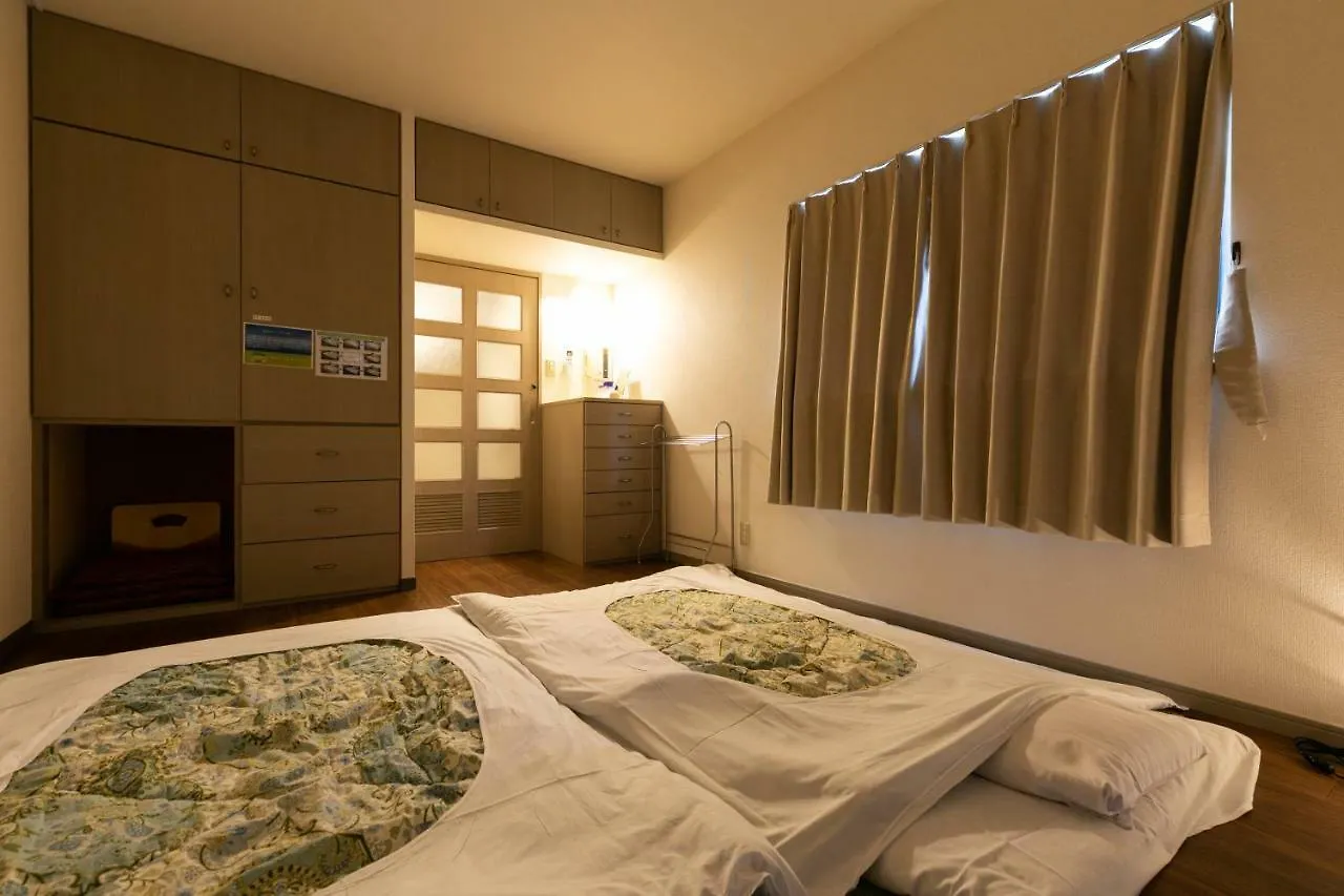 Apartment Rakuhaku Inn Tokyo Japan